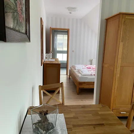 Kaptein Meyer Apartman *